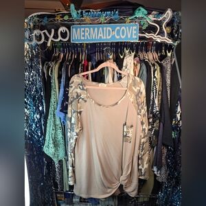 #0276 3X(2X Best Fit) NWOT BE STAGE   Lt Tan/Camo Knotted Front Side Tunic Top